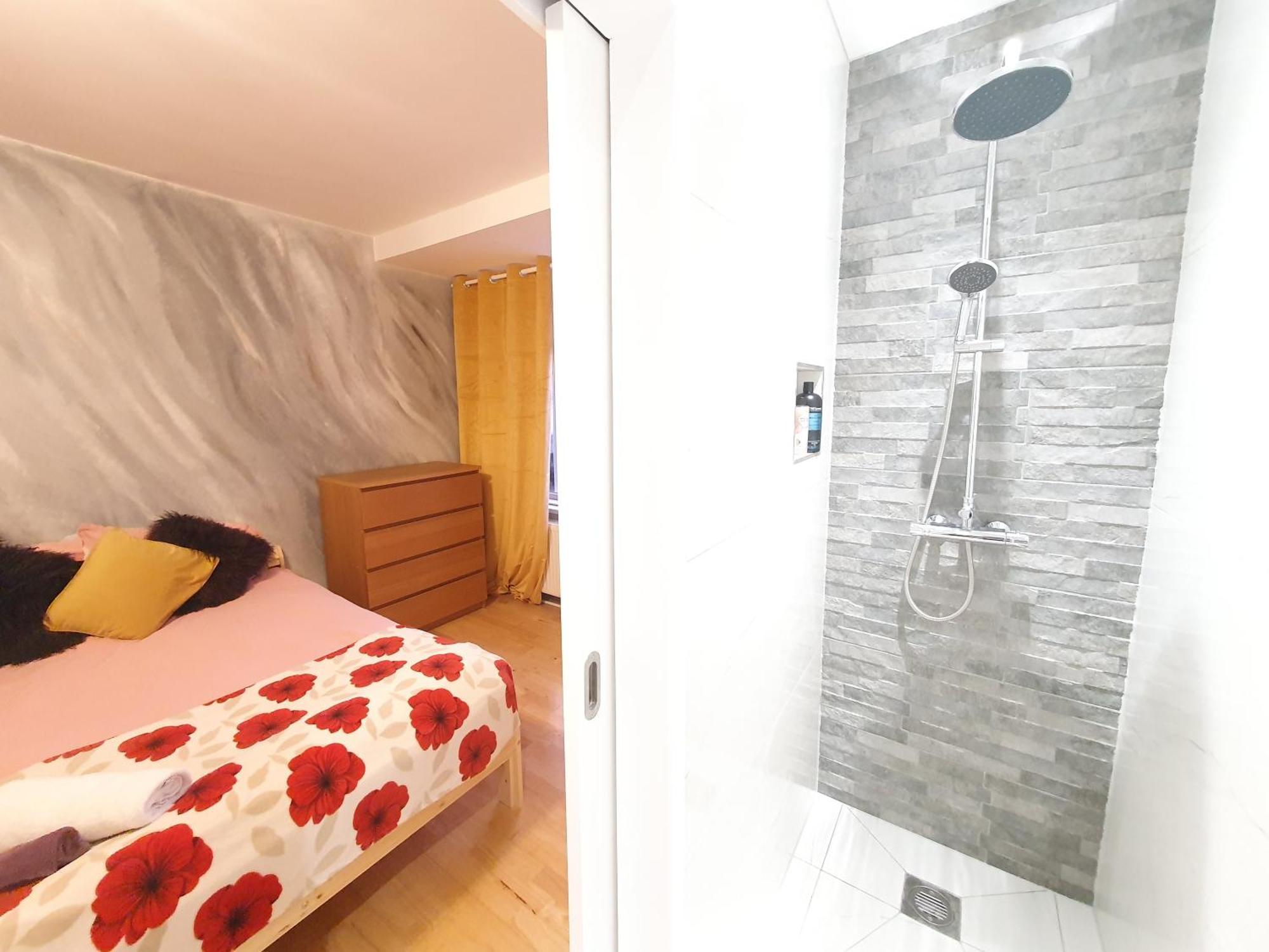 Beautiful Guest Rooms, Free Parking, 30Min Heathrow, 40Min Wembley, 60Min Central London Greenford  Ruang foto